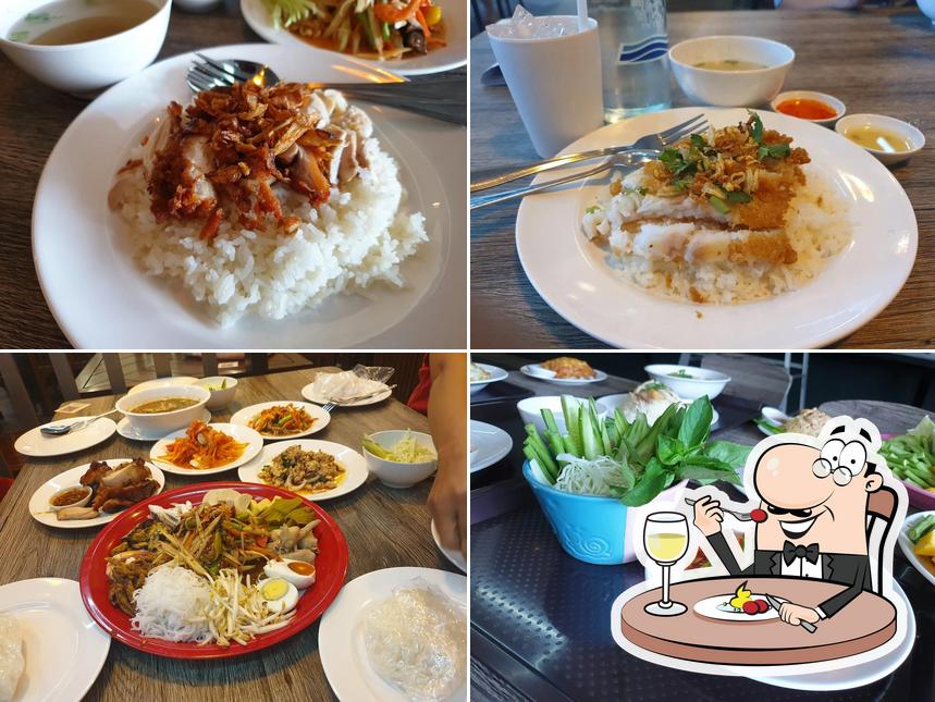 Krabi food court @ชั้น4 ห้างโวคกระบี่ restaurant, Krabi Noi ...