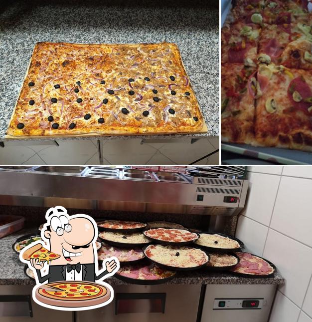 Попробуйте пиццу в "Pizza Service Tassone"