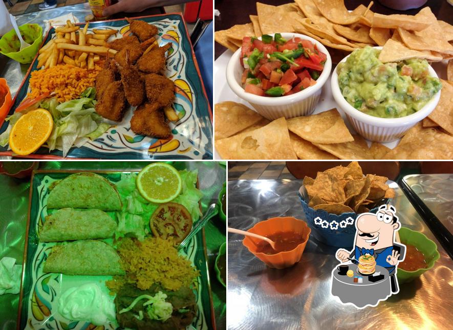 Еда в "San Marcos Mexican Restaurant"