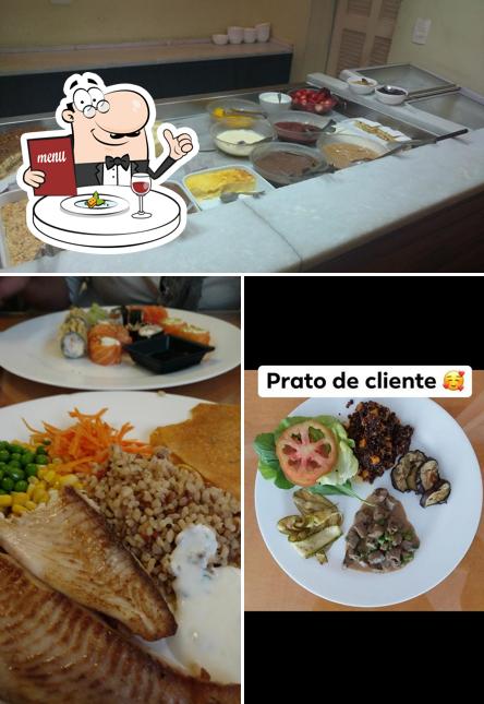 Comida em Restaurante Nanquim