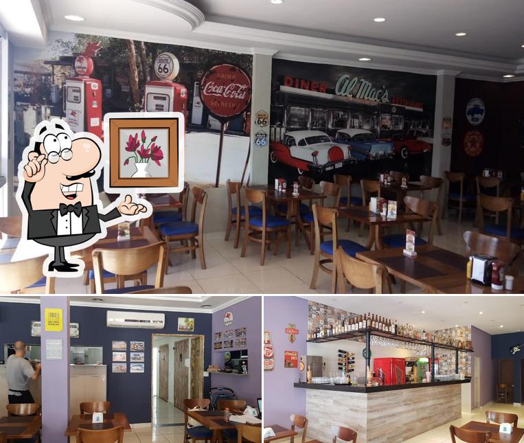 O interior do Old Burger