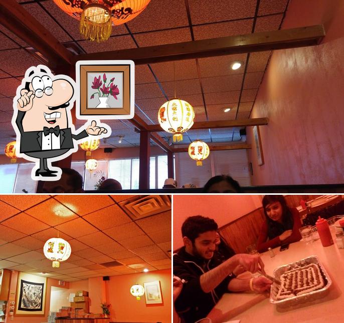 El interior de Hakka Indian & Chinese Food
