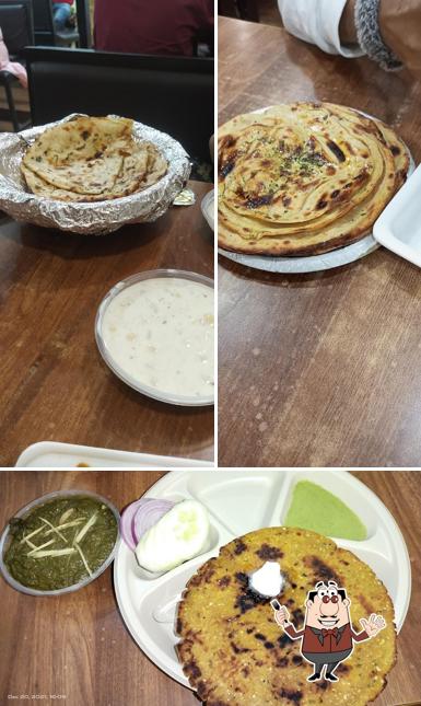 Food at Aamritsari Kulccha Corner