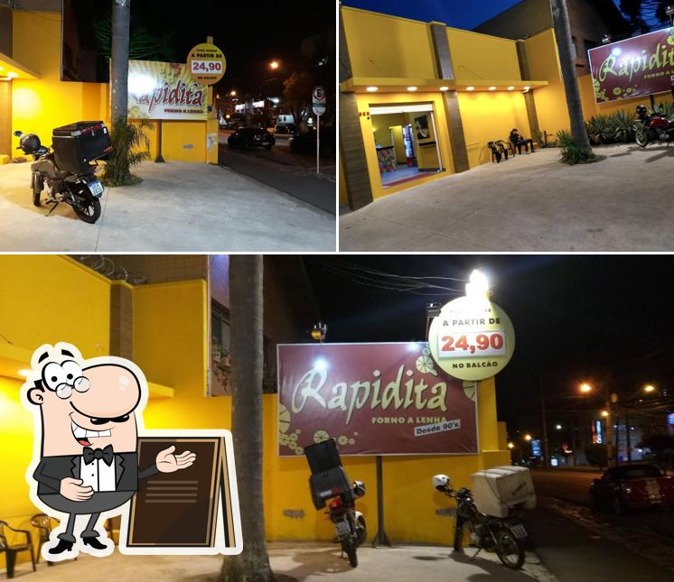 O exterior do Rapidità Pizzaria - Unidade Água Verde. Forno a lenha, massa artesanal, recheada, entrega com rapidez,