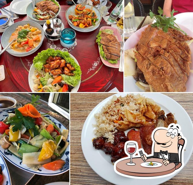 Блюда в "Happy Buddha , chinesisches Restaurant"