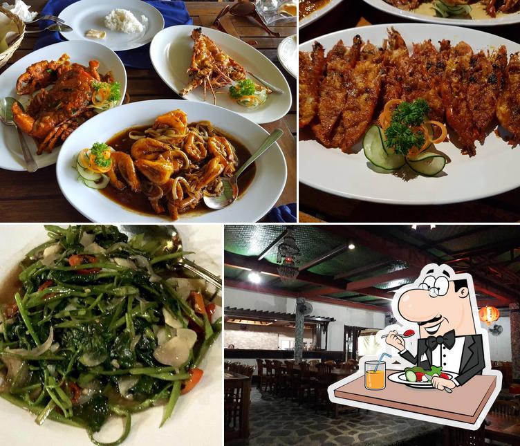 Блюда в "Surya Cafe Grill Seafood specialities Tanjung Benoa"