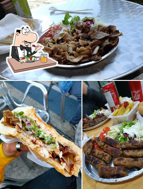 Nourriture à Döner Kebab - Kebapci Aga San Fior (TV)