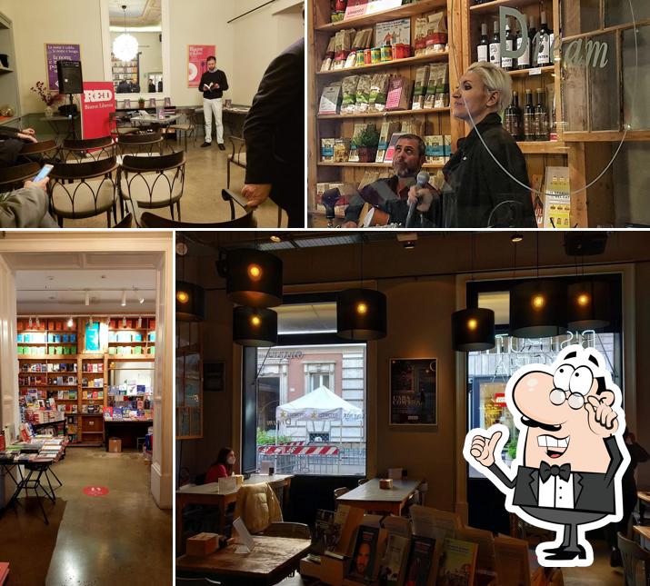 Siediti a un tavolo di Red Bistrot e Libreria