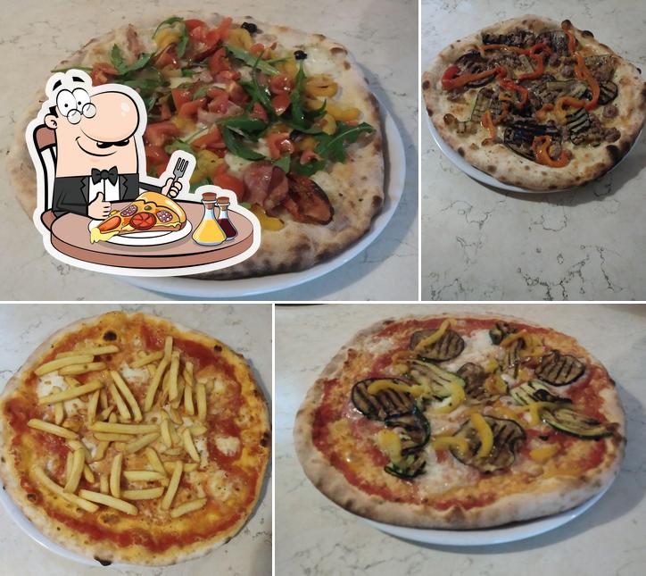 Ordina una pizza a Trattoria, Pizzeria "Le Capase"