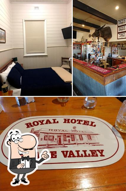 Royal Hotel Snake Valley