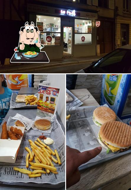 Le 64 Snack Burger se distingue por su comida y exterior