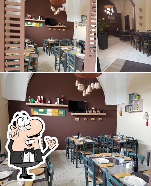 L'intérieur de Mamafe Pizzeria