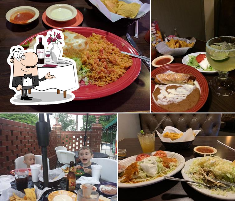 Aquí tienes una foto de La Bamba Mexican Restaurant