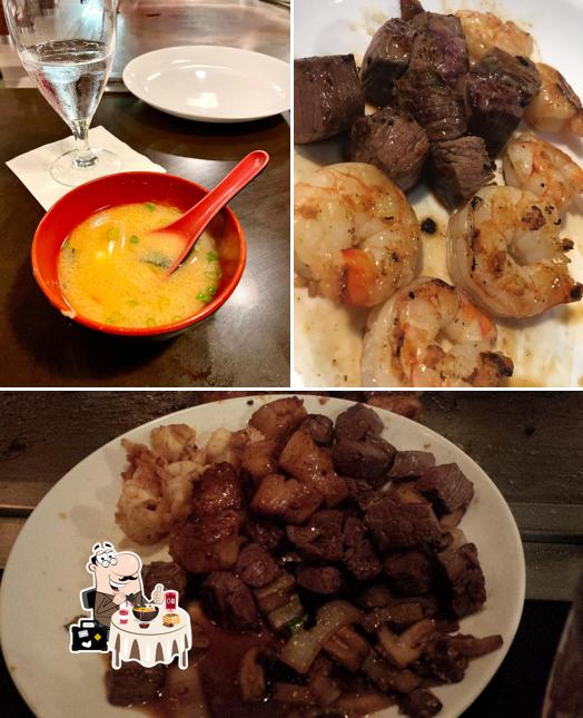Еда в "Mikado Japanese Steakhouse"