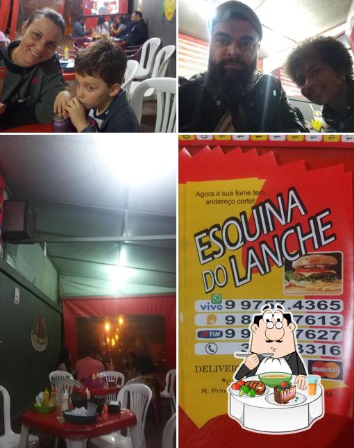 Look at the image of Esquina do Lanche-Esquinão