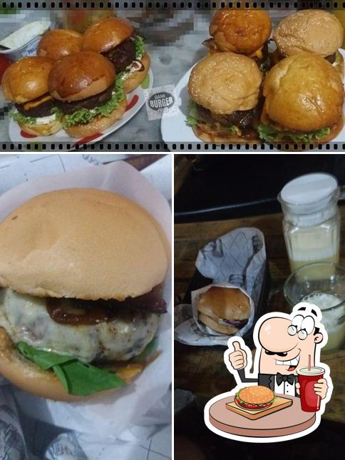 Consiga um hambúrguer no GAME BURGER