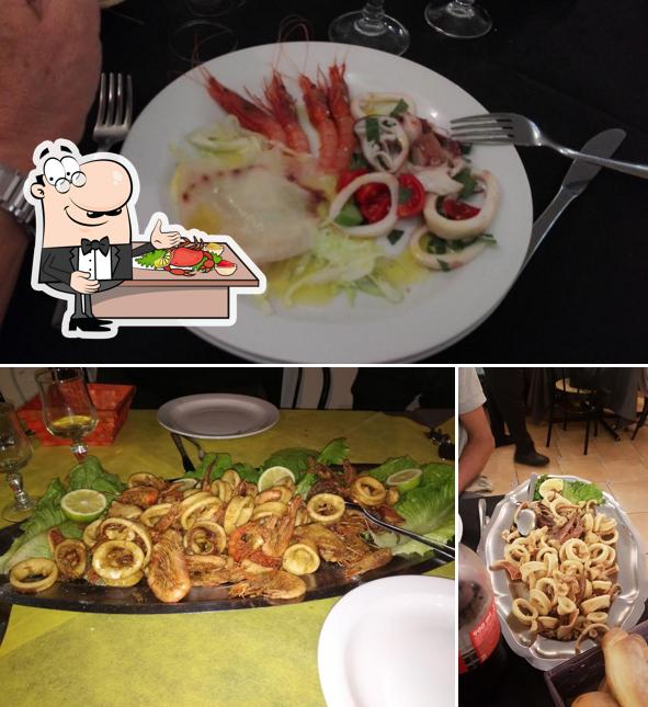 Prenditi la cucina di mare a Trattoria Ferdinando Iii