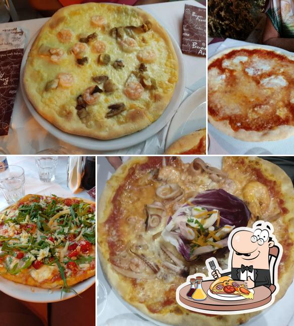 Scegli una pizza a Sunset Pizzeria - Rosticceria