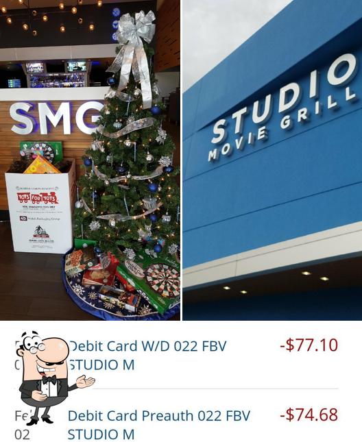 Studio Movie Grill in Tyler Restaurant menu and reviews