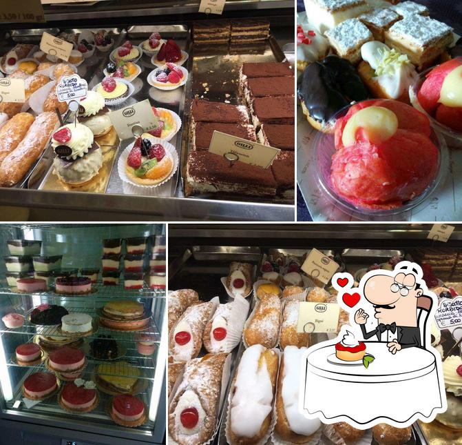 Pasticceria Corrias Roma, Italia serve un'ampia varietà di dolci