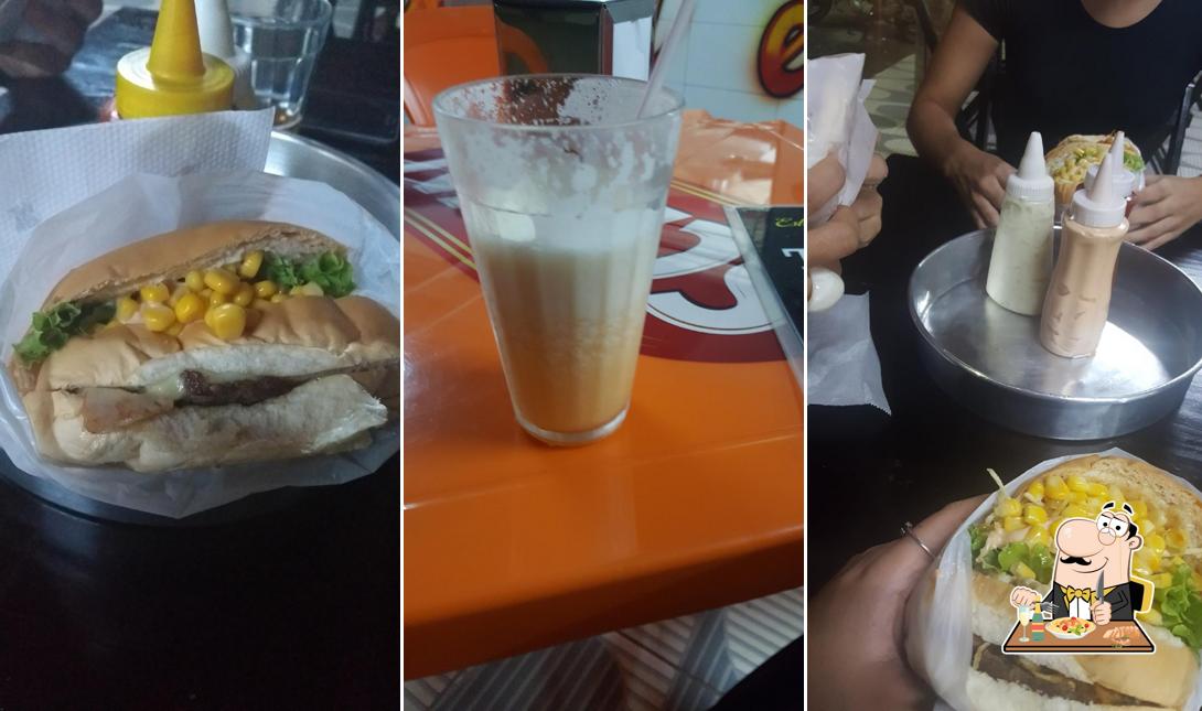 Comida em Tata's Lanches