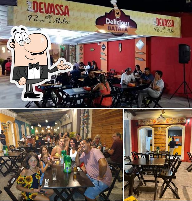 O interior do Delicious Batatas - Restaurante , Hamburgueria em Porto Seguro