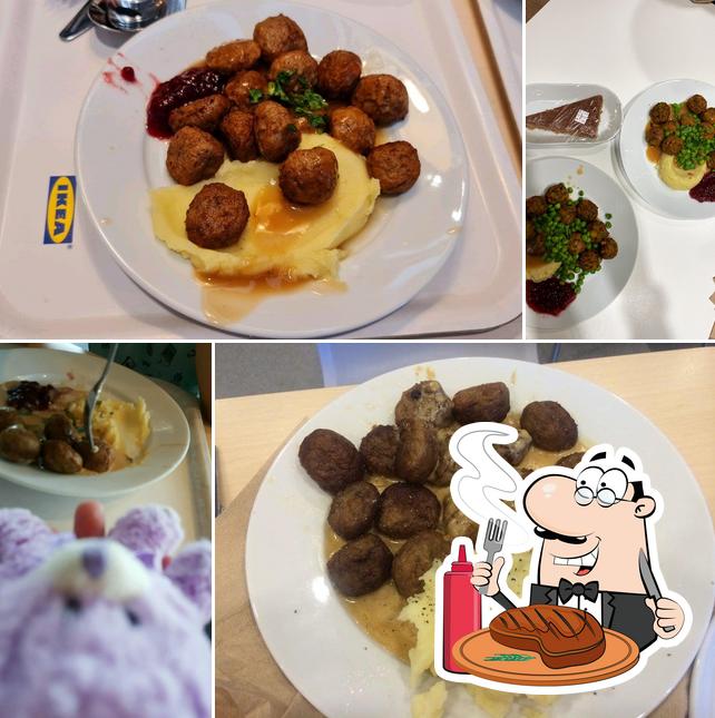 Elige un plato con carne en IKEA Restaurant