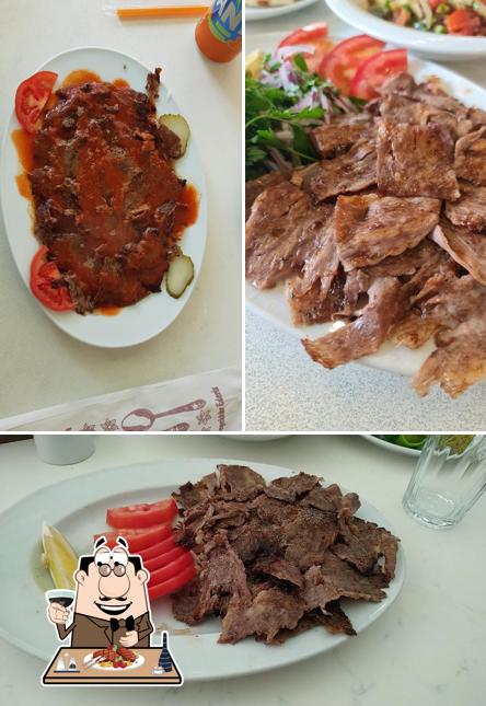 Отведайте блюда из мяса в "Dönerci Mehmet Usta"