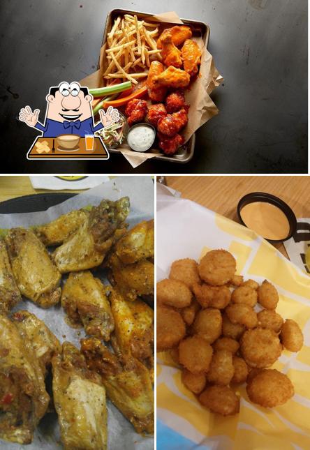 Buffalo Wild Wings, 10300 Southside Blvd in Jacksonville Restaurant