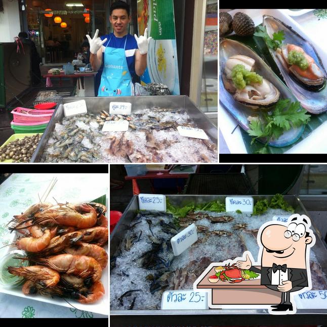 Try out seafood at หลังมอซีฟู๊ด