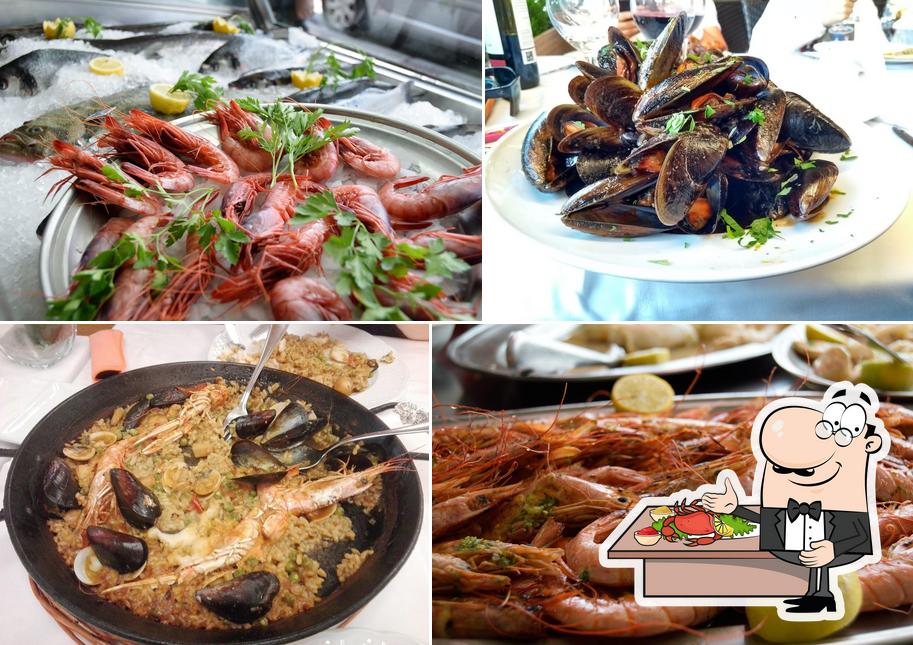 Restaurant Feliu offers a variety of seafood meals