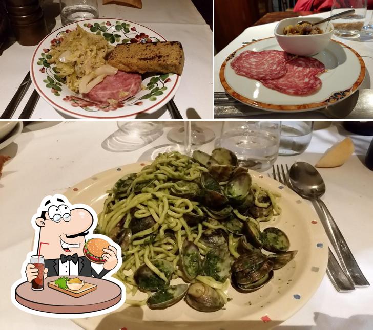 Prova un hamburger a Osteria Ex Provinciali Udine