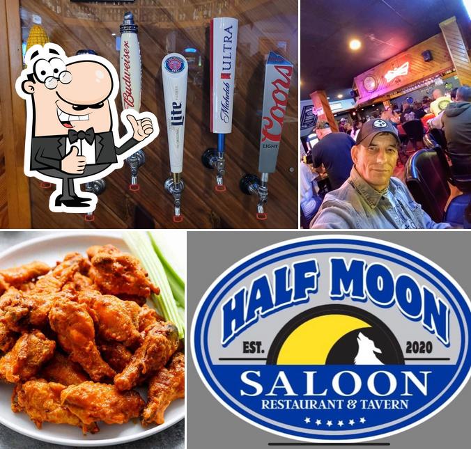 Half Moon Saloon in Mount Vernon - Restaurant reviews