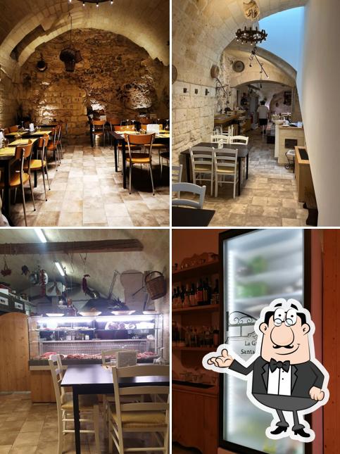 Gli interni di Braceria Osteria La Grotta di Santa Chiara