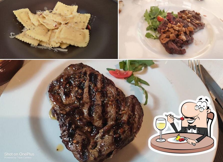 Cibo al Antica Osteria Zi' Pauluccio