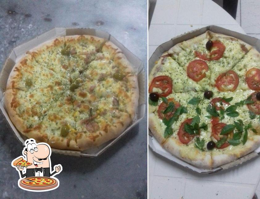 No Lorena'S PIZZARIA, você pode desfrutar de pizza