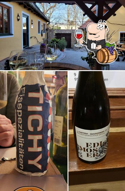 Il est fort sympathique de prendre un verre de vin à Edlmoser Weingut & Heuriger