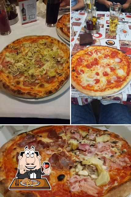 Essayez des pizzas à Pizzeria Golfo di Napoli