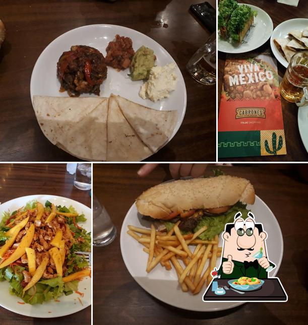 Comida em Cabrones e Torino Itajaí Shopping - Restaurante Mexicano