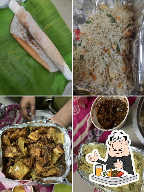 Food at Shri Balaajee Bhavan