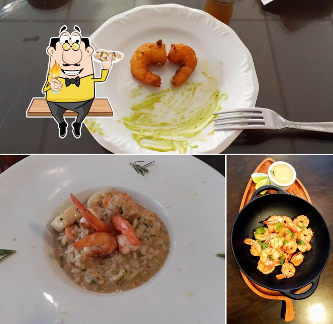 Peça frutos do mar no Di Capri Restaurante e Pizzaria