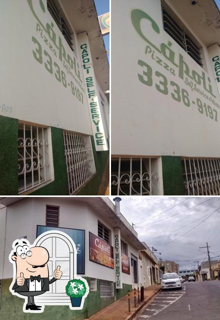 O exterior do Cápoli