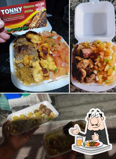 Comida em Tonny Jantinha e Almoço