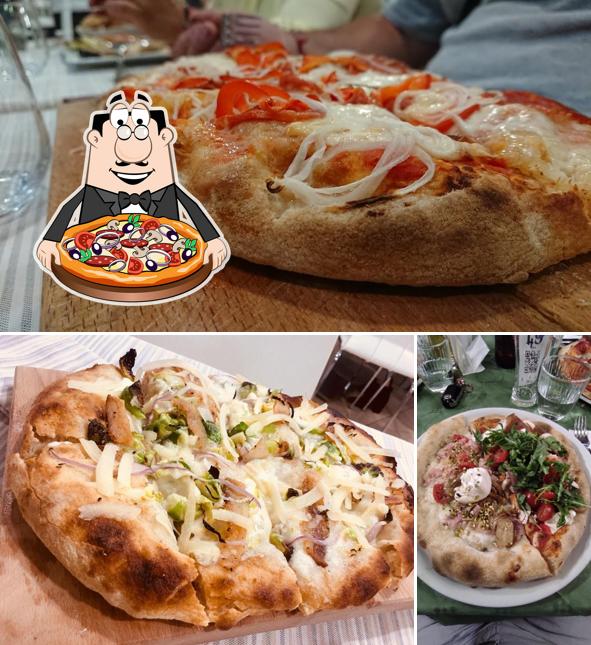 A Monica Ristorante Pizzeria, puoi ordinare una bella pizza