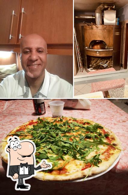 Jetez un coup d’oeil à l’image représentant la intérieur et pizza concernant Egypt Pizza 2