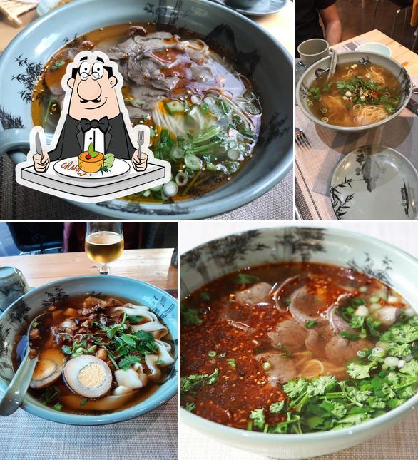 Essen im Lanzhou Ramen （樂家)