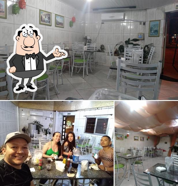 O interior do Shoarma Lanche Persa