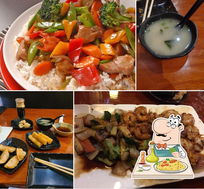 Еда в "Akita Sushi and Hibachi"