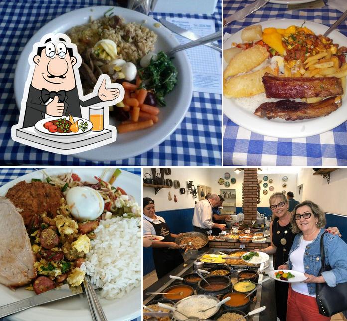 Comida em Restaurante Bem Mineiro