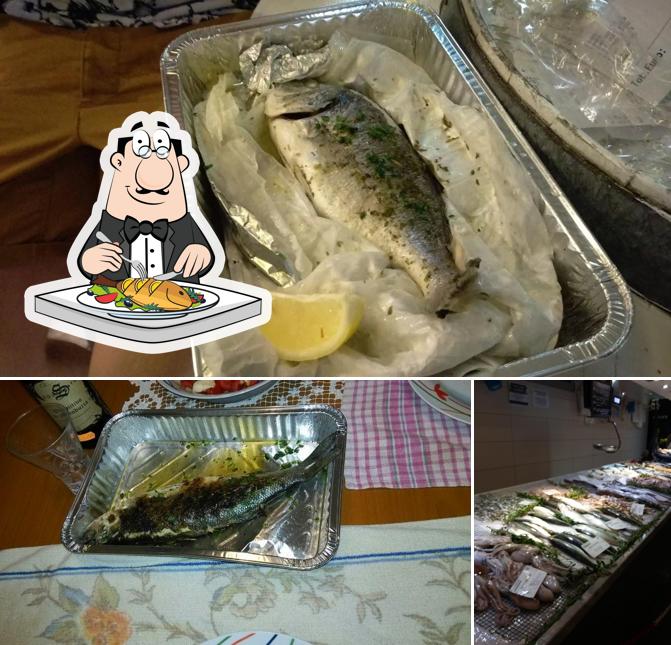 Ordina un pasto a base di pesce a PESCHERIA 3.0